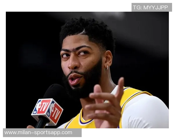 浓眉带病坚持比赛期间两次呕吐全力以赴助球队争胜